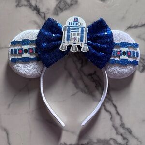 minnie ear headband with R2D2 patch